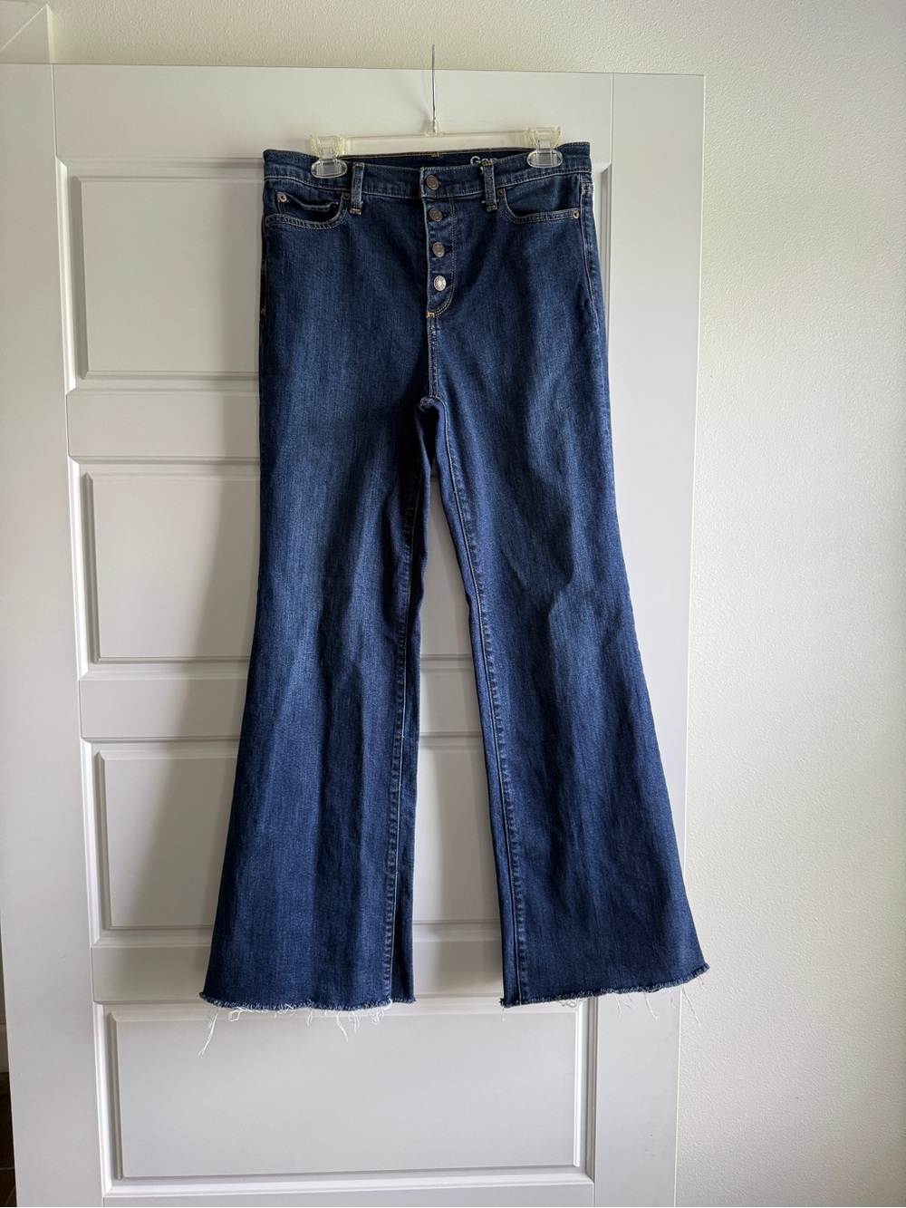 Gap 1969 Authentic Flare High Rise Jeans • 30r